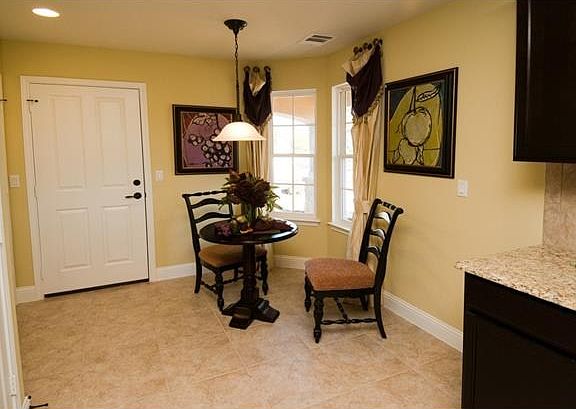 Photo of Model Home with Same Floor Plan, Not of Actual Home Lis