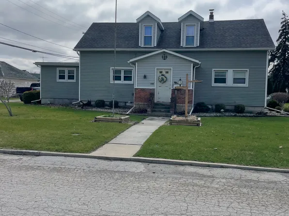 119 Evans St, Gibsonburg, OH 43431