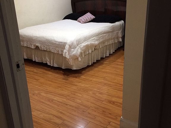 2nd image of 6 Croton Ave
