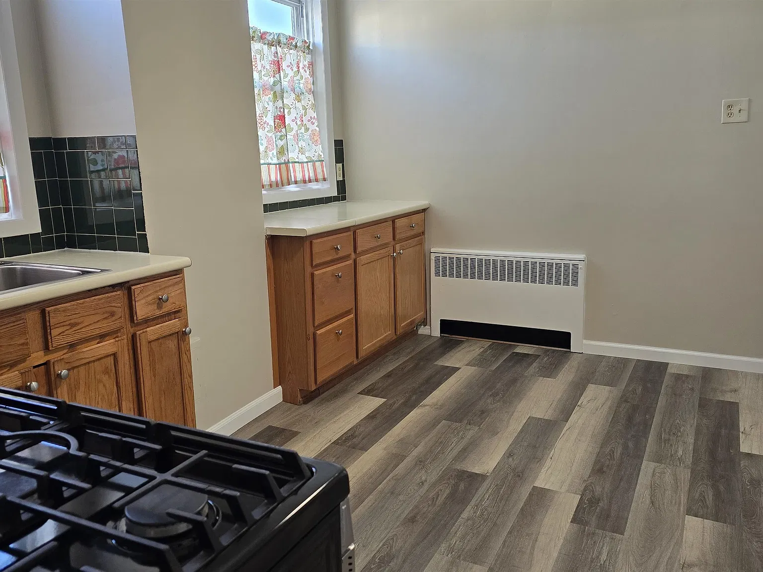 1 bed, 1.0 bath, 900 sqft, $1,850 — Photo 4