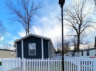 59 Friendship Dr, Sparta, MI 49345