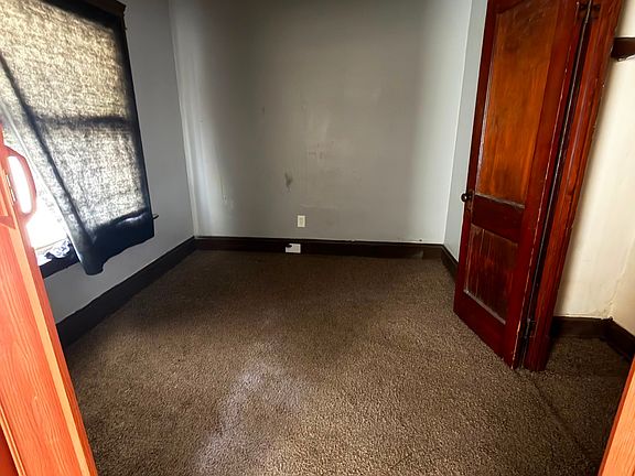 4th image of 2897 E 111th St Unit 1