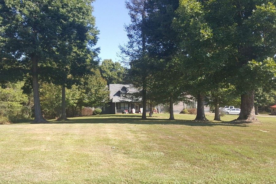 1st image of 180 Stormwood Ln