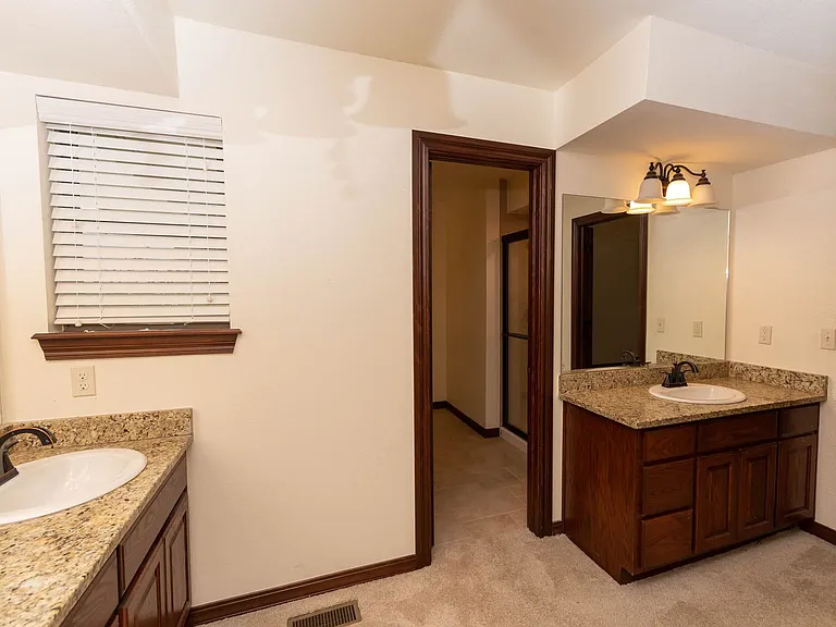 8818 S 69th East Ave — Photo 20