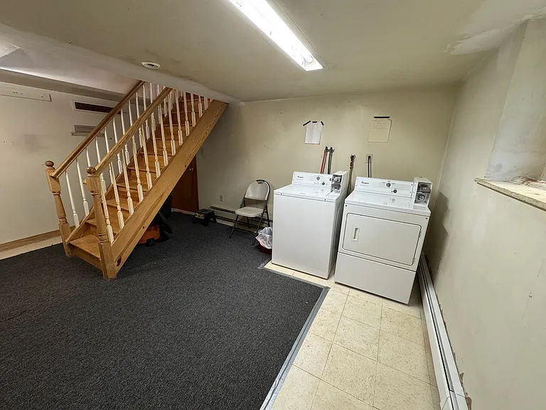 920 Huntington Pl — Photo 9