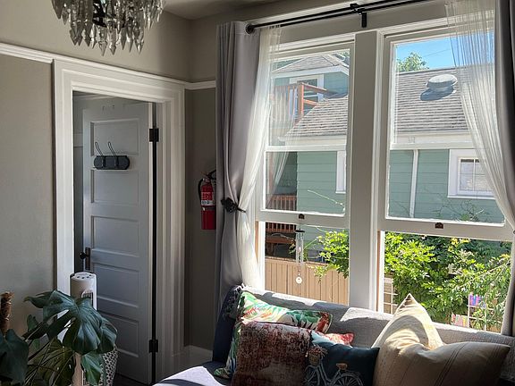 5th image of 812 N 11th St #5