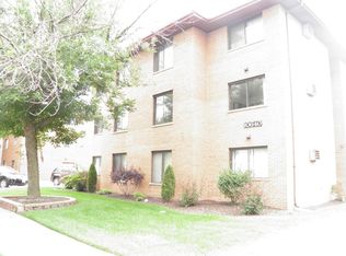 10640 Parkside Ave APT 12, Chicago Ridge, IL 60415