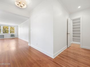 4 Putnam Hl APT 4G, Greenwich, CT 06830