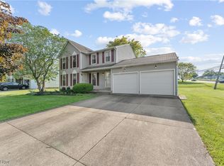 6527 Blossomwood Cir NE, Canton, OH 44721