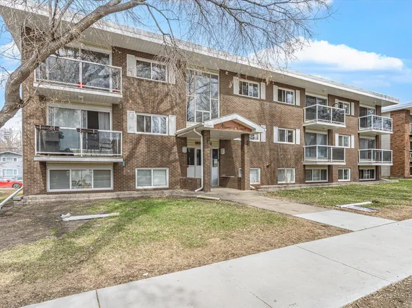 10720 84th Ave NW #204, Edmonton, AB T6E 2H9