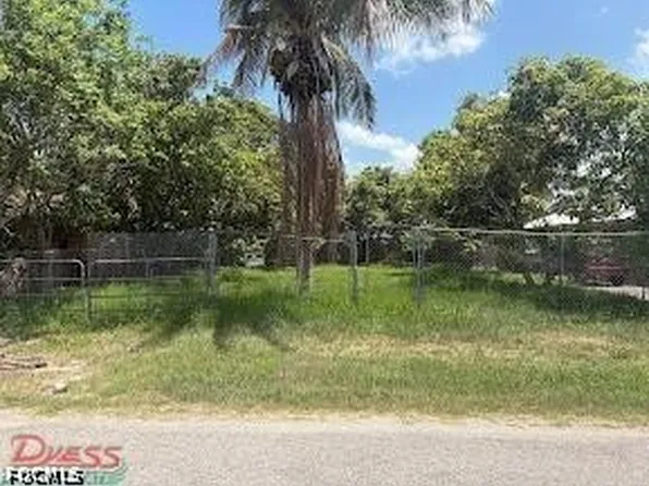 324 E Obispo Ave, Clewiston, FL 33440