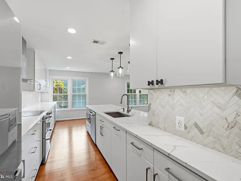10429 Red Granite Ter — Photo 11