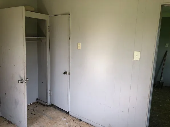 6445 Front Ave, Port Arthur, TX 77640