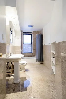 Rented by Town Residential | media 22