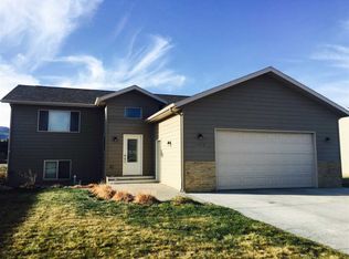 1723 Iron Horse Loop, Spearfish, SD 57783