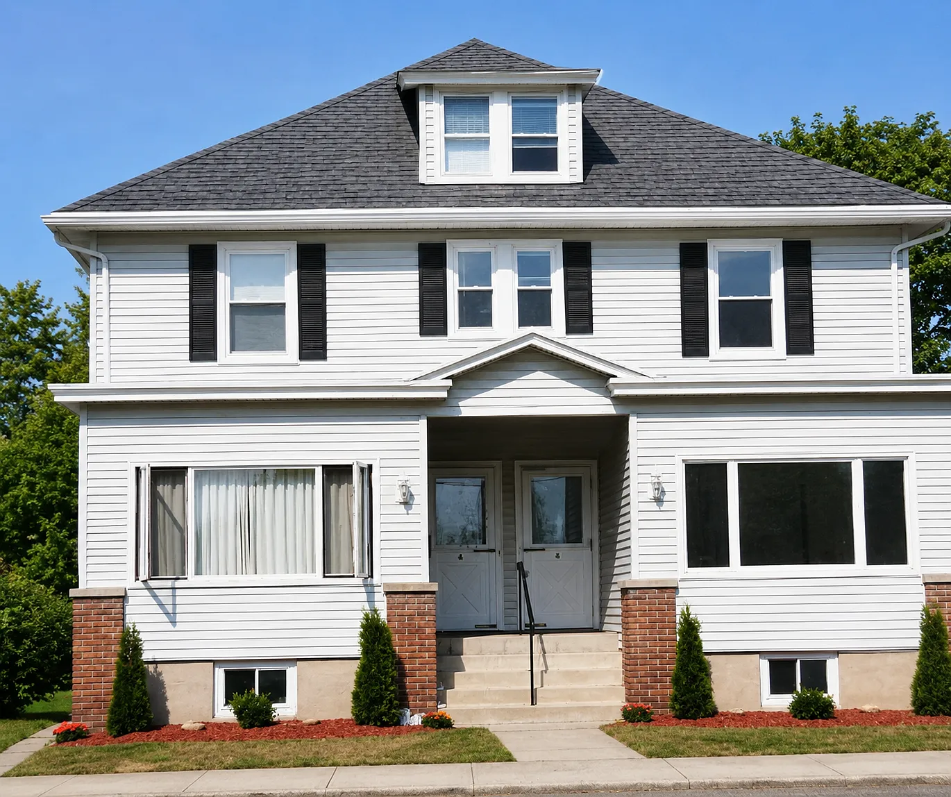 3 bed, 1.5 bath, 1500 sqft, $2,700 — Photo 1