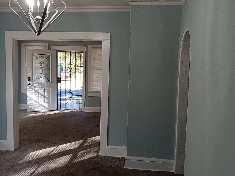 1770 W 10th St — Photo 5
