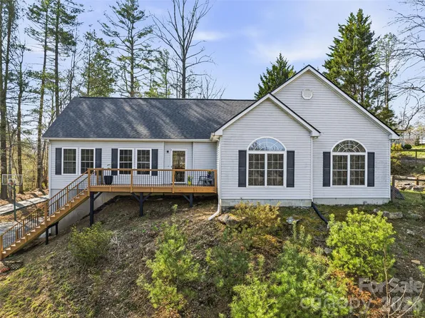 150 White Pine Dr, Fletcher, NC 28732