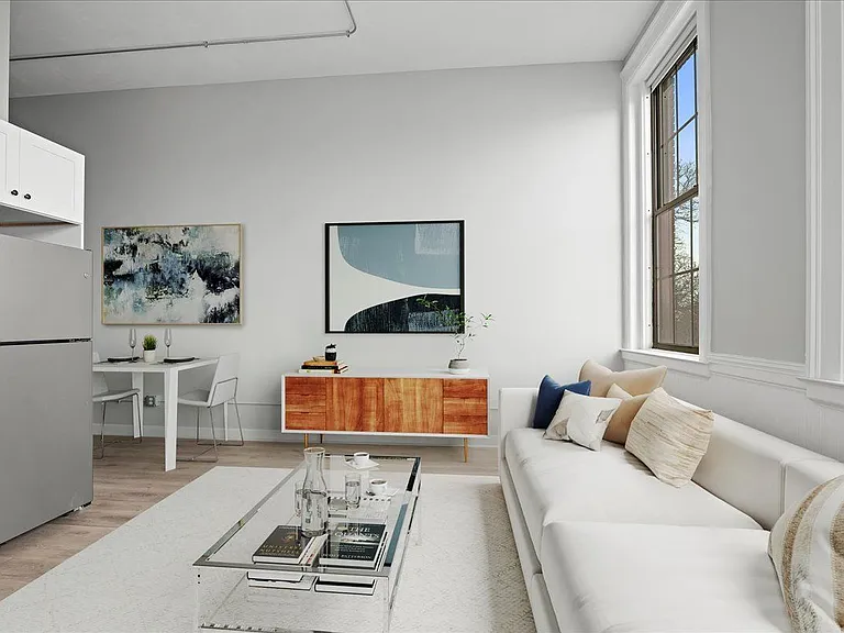 22 Waverly St — Photo 2