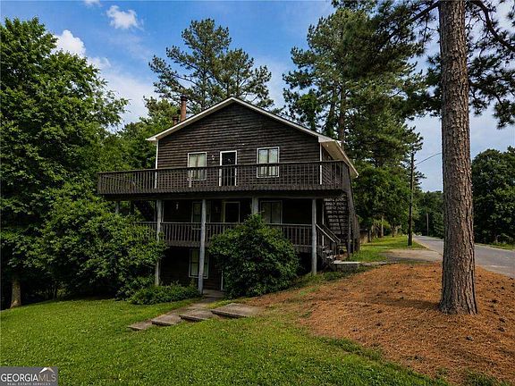 5th image of 2885 Lakemont Dr SW