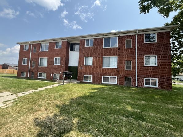 939 James St #Street11