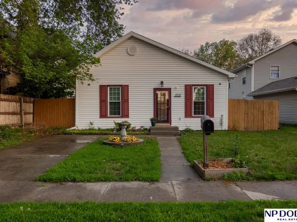 2727 Q St, Lincoln, NE 68503