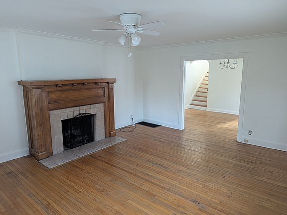 3rd image of 5161 N Park Ave