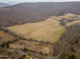 Round Cove Rd, Sparta, TN 38583