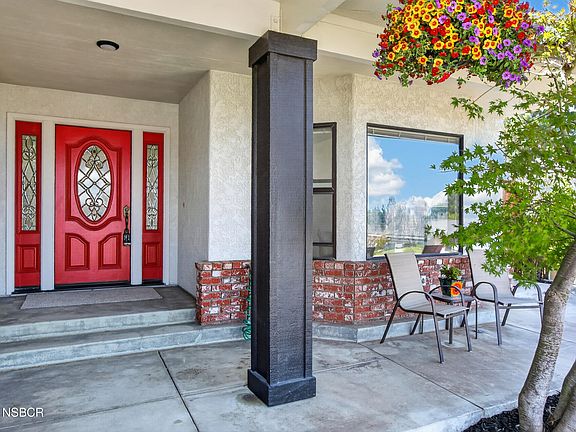 2nd image of 2939 Stardust Ct