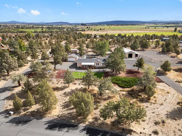 165 SW Bent Loop, Powell Butte, OR 97753