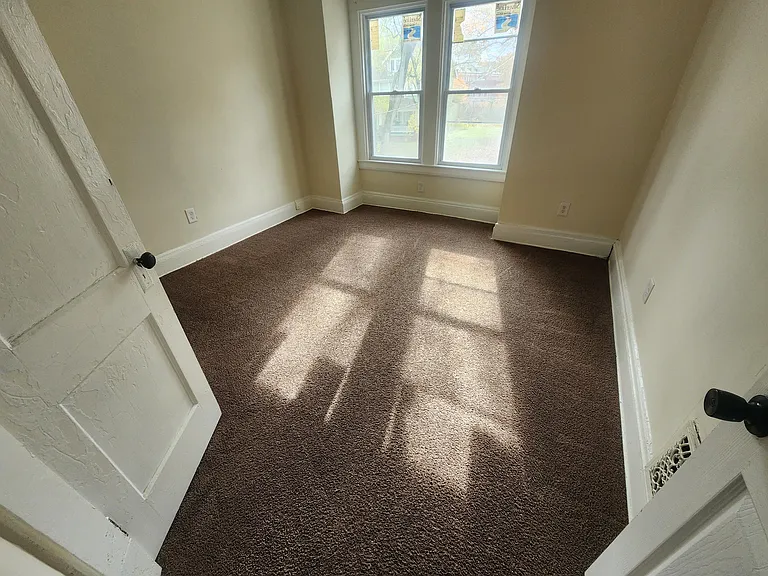 9013 Kempton Ave — Photo 15