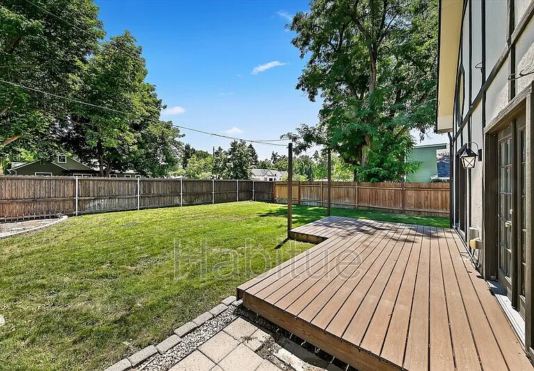 2403 W Irene St — Photo 41