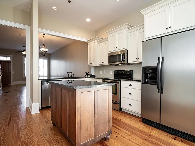 83 Charter Oak Dr — Photo 14