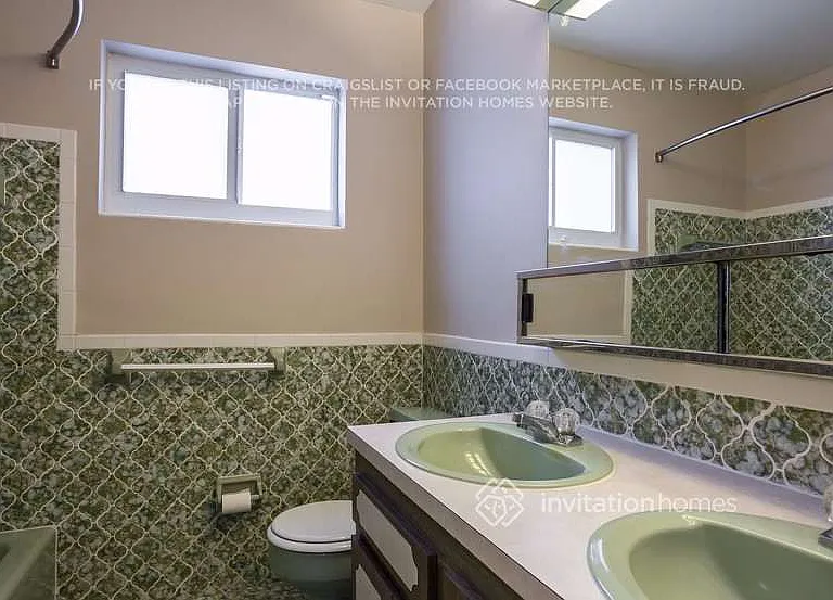 9020 SW 55th Ct — Photo 16