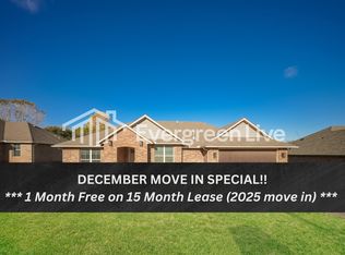 207 Casey Ln, Washington, OK 73093