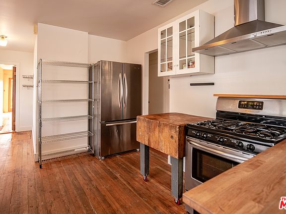 4th image of 1600 N Avenue 54