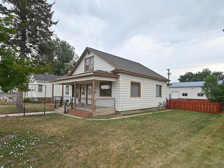 Listing photo 3