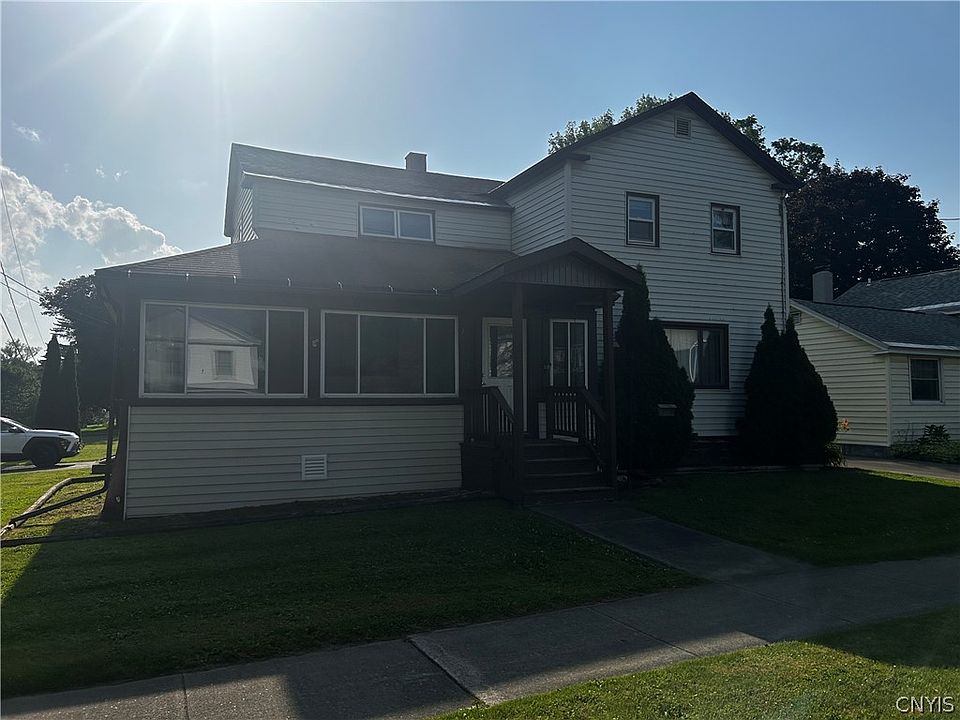 1st image of 773 Utica St