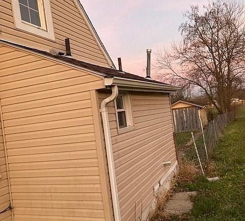 3rd image of 5614 Lorimer St