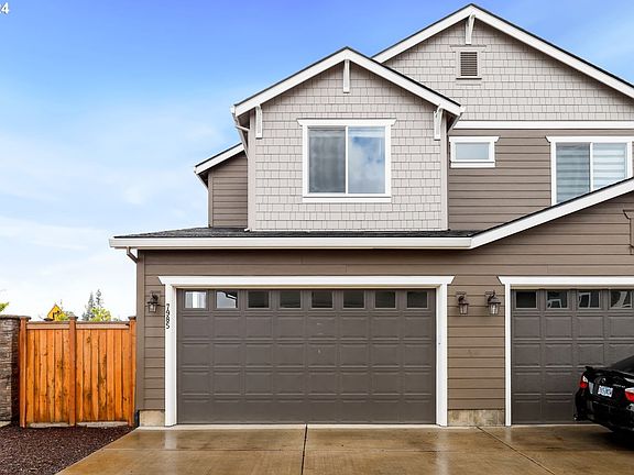 3rd image of 7985 SE Roaring Ln
