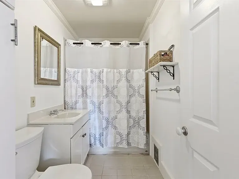 127 Winslow Ave — Photo 16