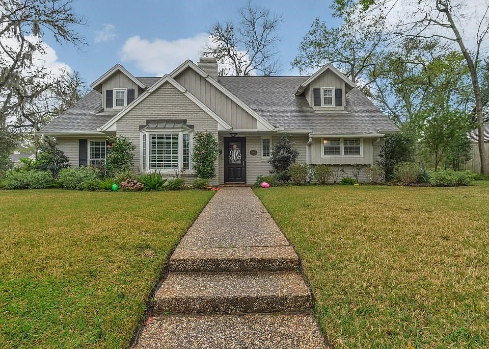 1st image of 10703 Shady River Dr