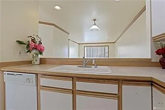 8811 Stone Ave N #D — Photo 9