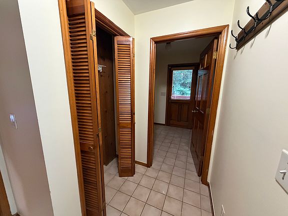 5th image of 2662 Colony Way
