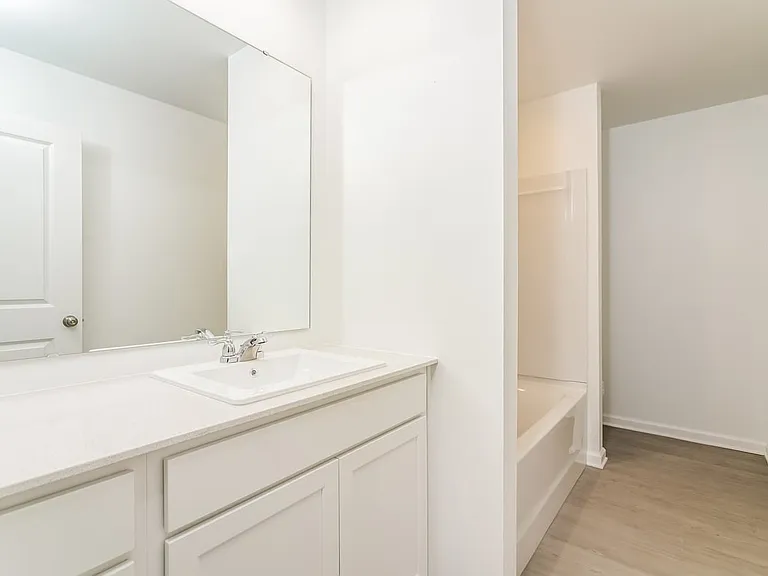 6240 Botticella Blvd — Photo 14