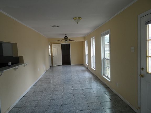 4th image of 1416 Frankel Ave