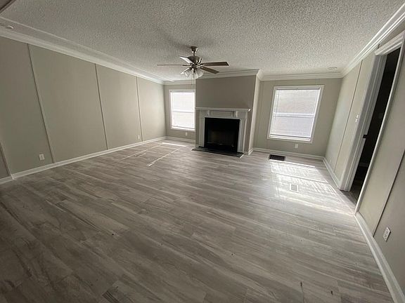 5th image of 48 Huckaberry Ln NE