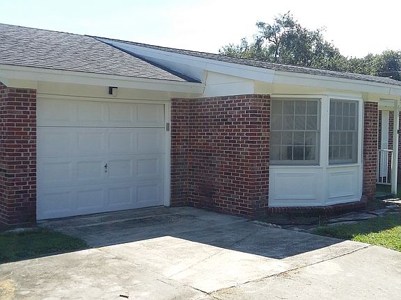 4th image of 835 Bearcreek Dr