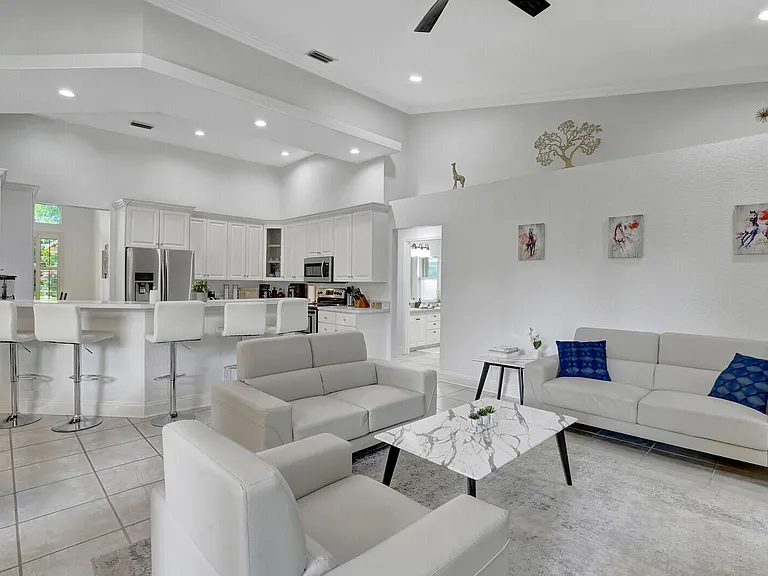13709 Columbine Ave — Photo 11