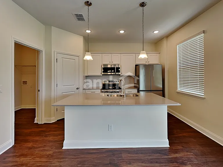 6090 Little Bluff Cir — Photo 4